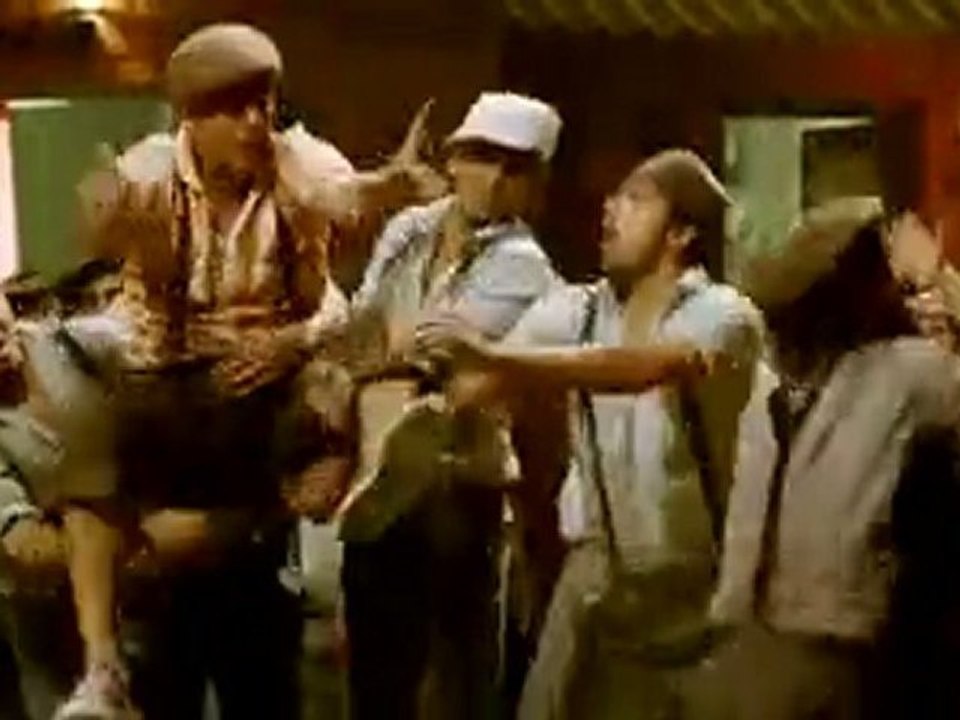 Aila Re Aila from Khatta Meetha