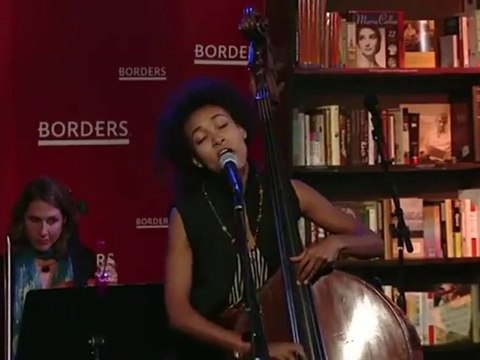 Esperanza Spalding - Mardi 5 avril 2011