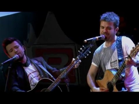 Kenan Doğulu & Yalın - Ünzile (2010) by Aluxton