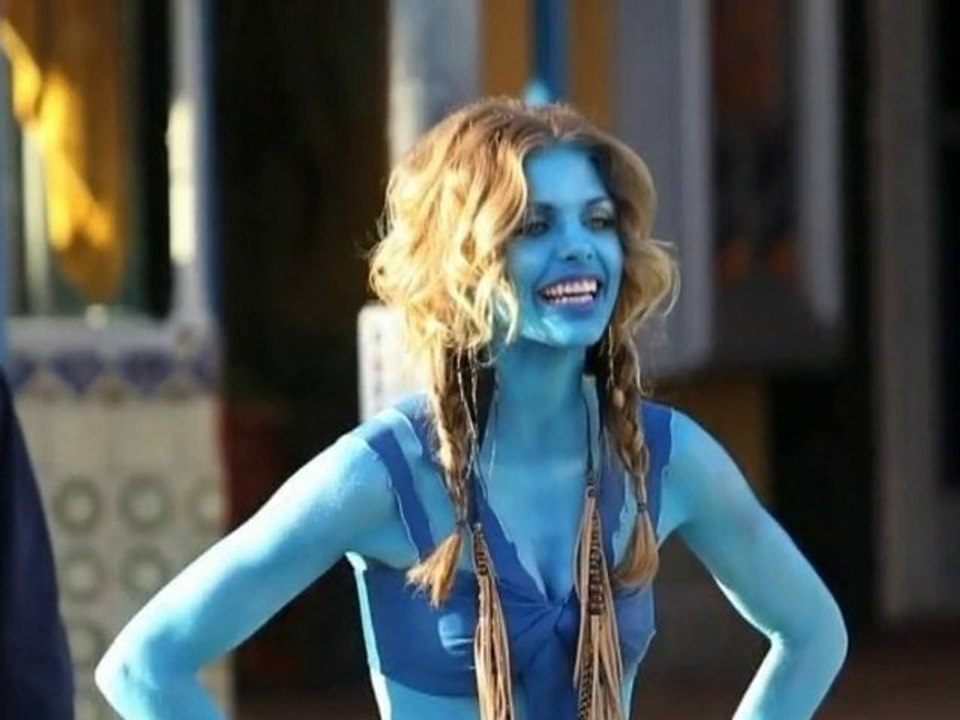 Exklusiv: AnnaLynne McCord als Avatar