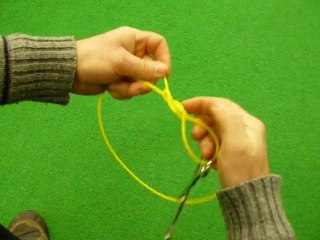 noeud en fluoro  pour realiser une articulation a l'hameçon