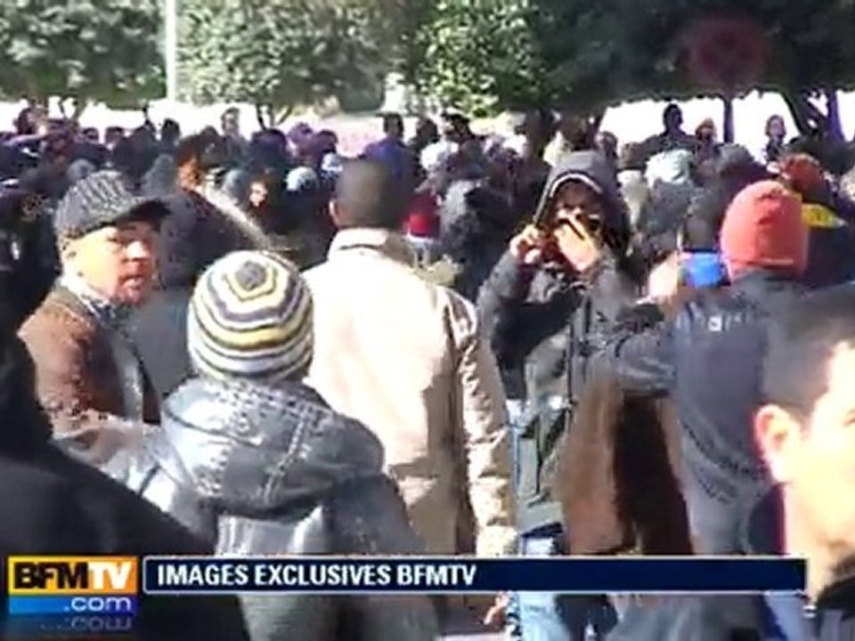 Tunisie : la police recule face aux manifestants
