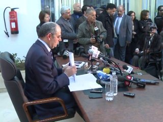 Troops patrol Tunisian capital after fresh clashes