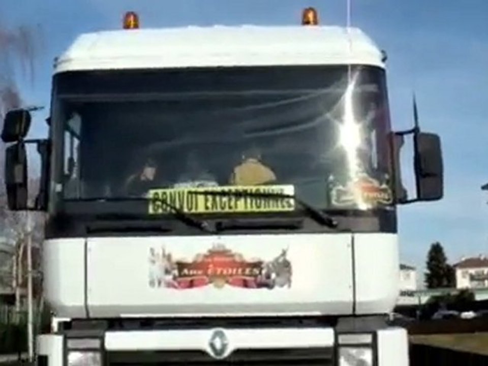 Tarbes - Le cirque "La piste aux étoiles" est arrivé