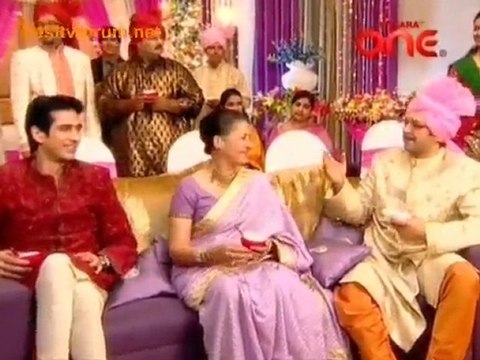 Woh Rehne Waali Mehlon Ki - 13th January 2011-Part1