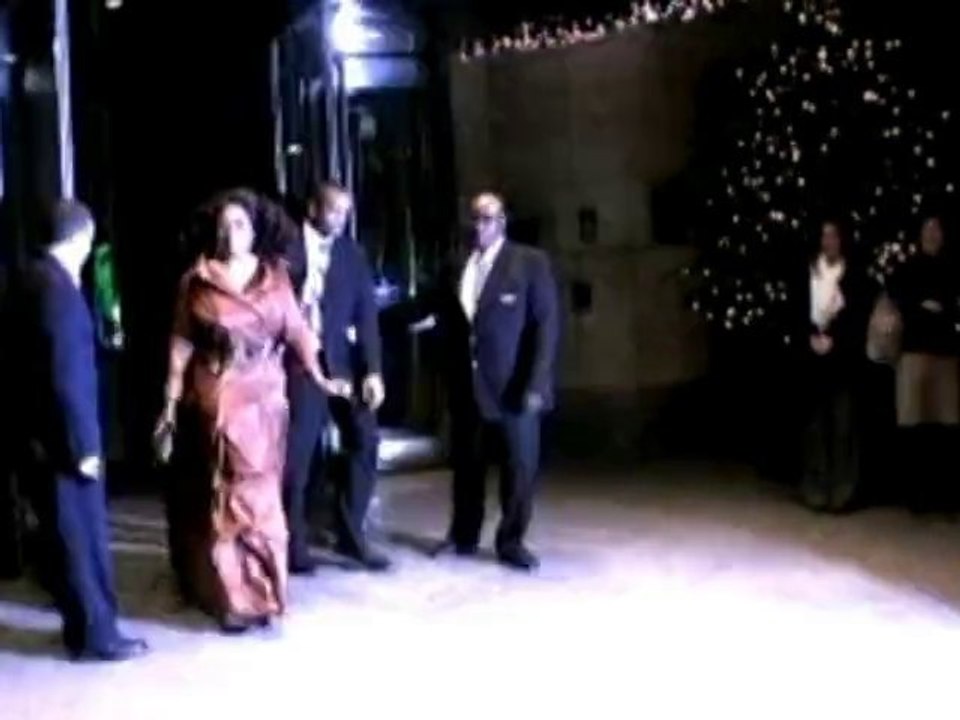 SNTV -Oprah's mac attack