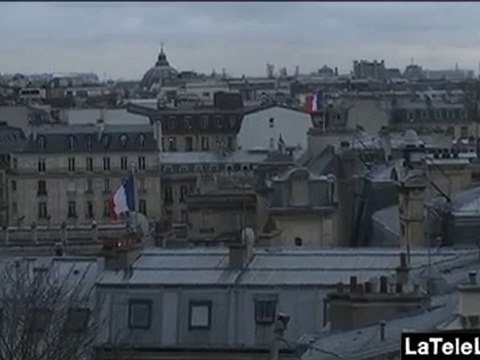 JEUDI NOIR SQUATTE EN FACE DE L'ÉLYSÉE