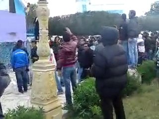 Tunisie Monastir Photo Ben Ali detruite 13 January 2011