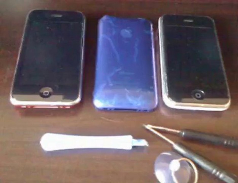 Demonter Changer batterie coque d'un iPhone 3G 3GS
