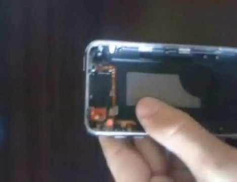 Demonter un iPhone 3G 3GS partie 2