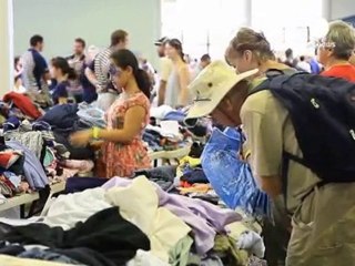 Australia flood clean-up starts