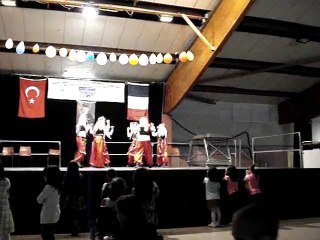 Hamçökelek Halk Oyunu