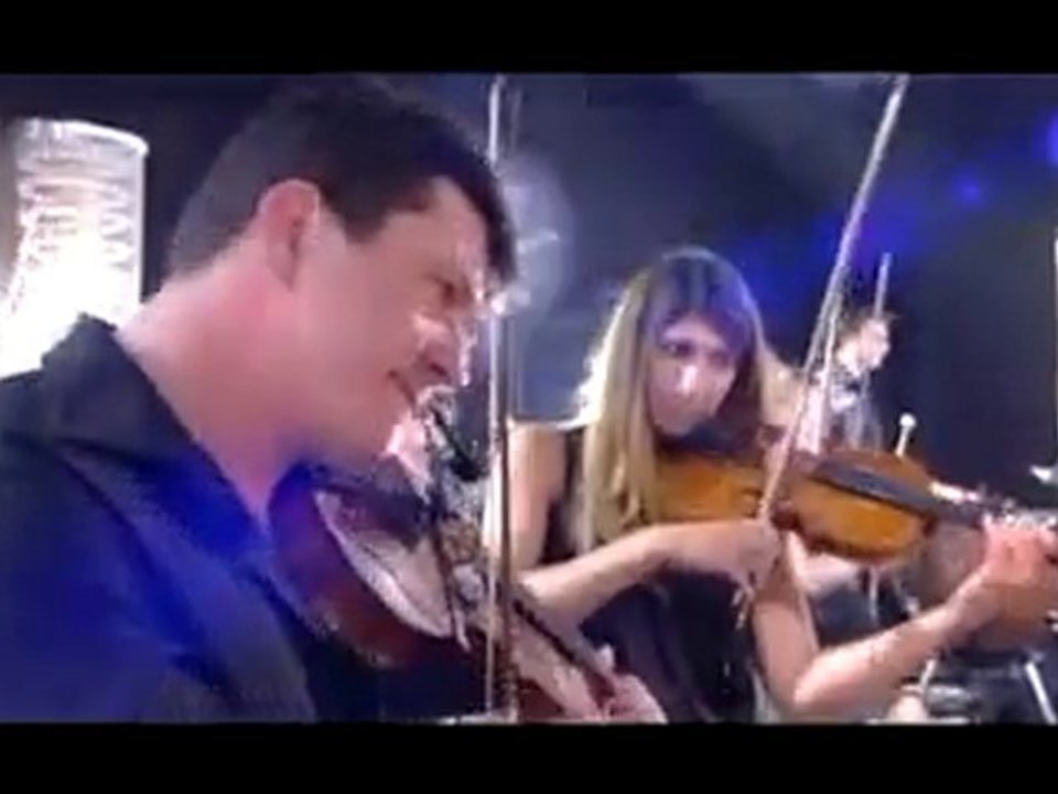 The Last Shadow Puppets - The Meeting Place live