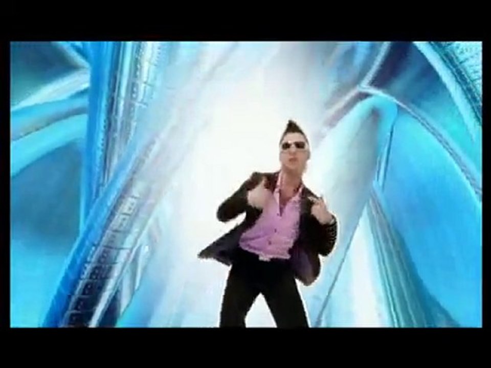 Sezer Çağlar - Esmer Bomba