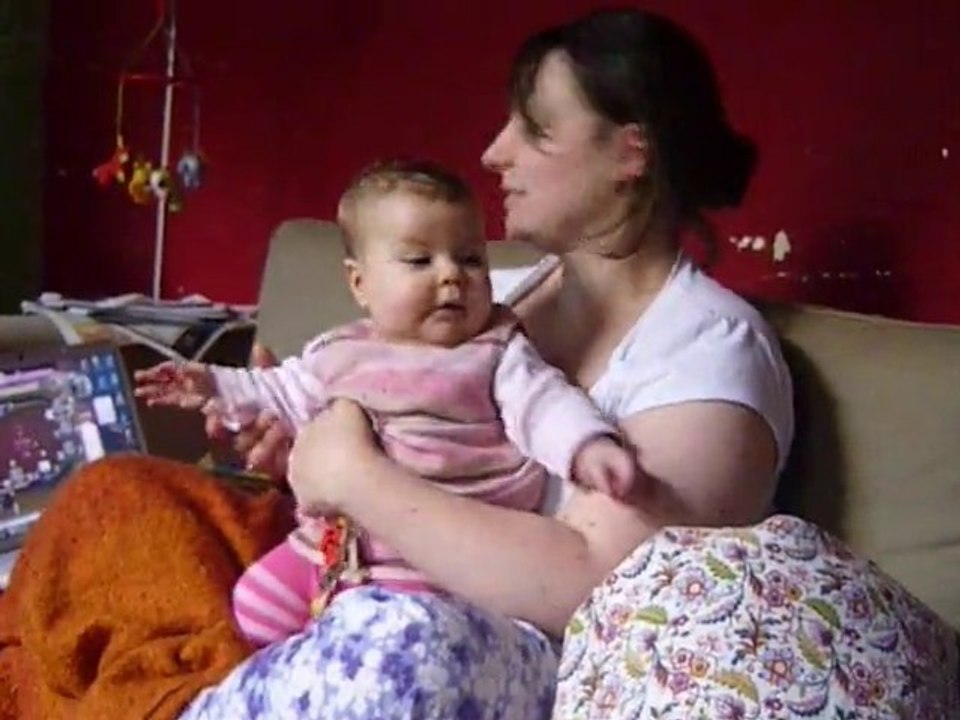 Juliette danse avec sa cinglée de maman