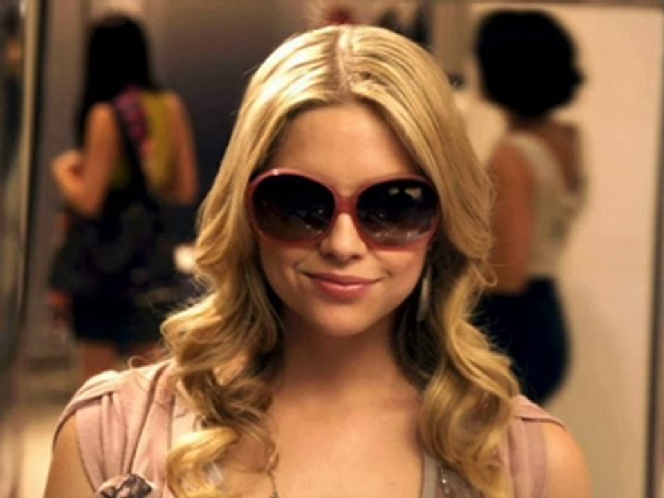 Pretty Little Liars episode 11 - Moments Later