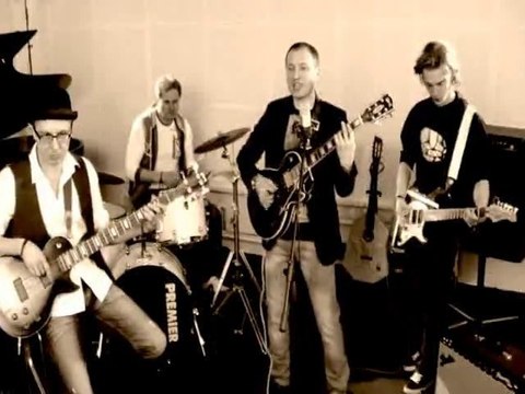 Группа Большая перемена-Нужен только повод(интернет-версия)