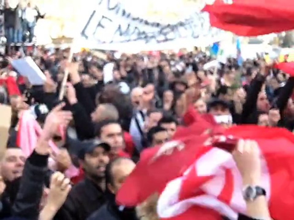 Manifestation pour la Tunisie à Paris