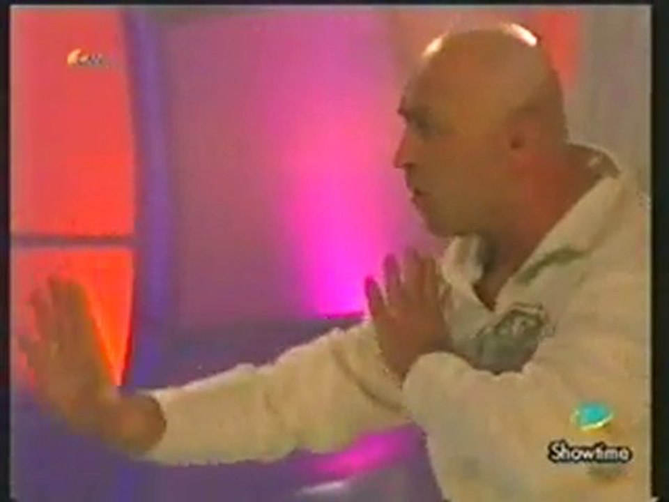 erol tangut bıçak show4