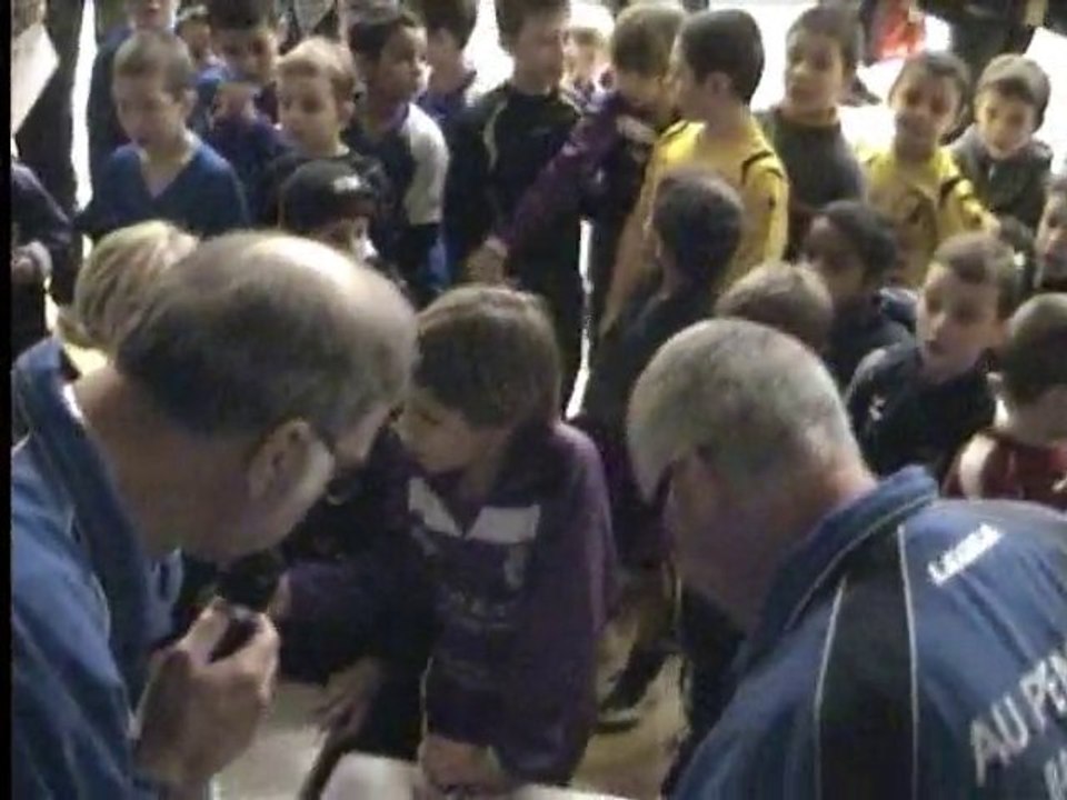 Remise de la coupe des U6/7 le 15/01/2011 (tournoi vivier)