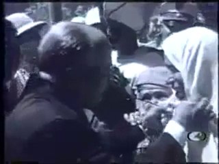 Tunus'ta başörtüsü düşmanlığı bir zâlimi daha devirdi