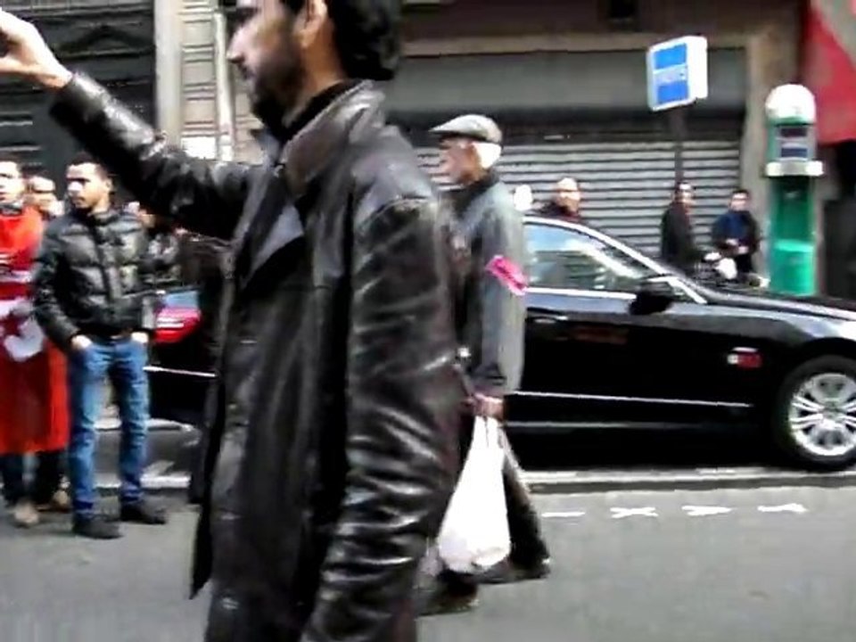Tunisie Libre - Manifestation à Paris du 15 janvier 2011