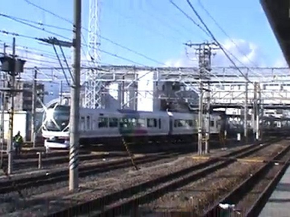 Ｅ257系増結用2両編成　松本駅構内を移動
