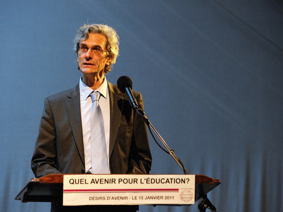 P. Robert : intervention lors de l'Université Education