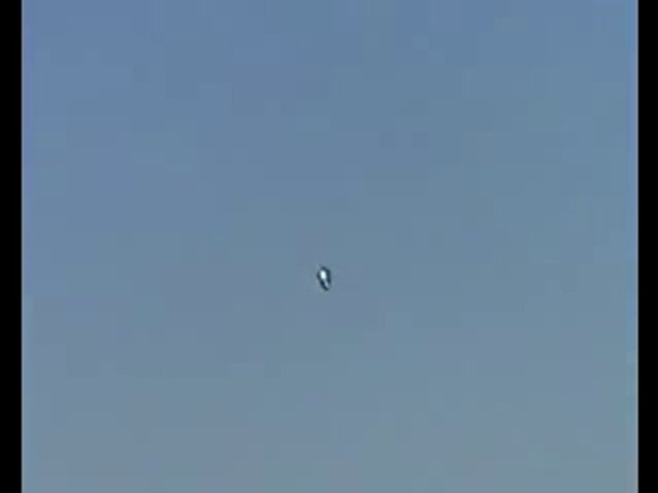 Yann presente _ PROMENADE UFO (OVNI) 2011