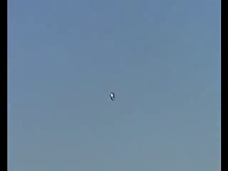 Yann presente _ PROMENADE UFO (OVNI) 2011