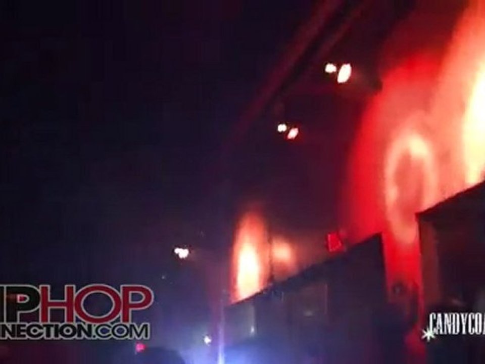 Gudda Gudda Gets His Chain Snatched