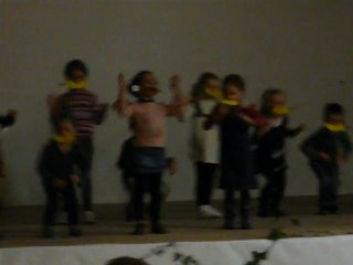 Janvier 2011 - Spectacle CLAE, la danse des canards (suite)