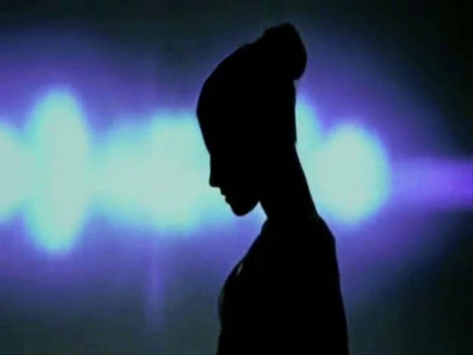 B.o.B - Airplanes (Feat. Hayley Williams of Paramore) & "I W