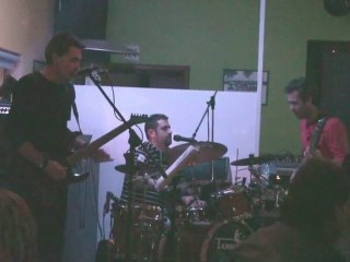 DOZZ BANDA-CENTRO CULTURAL PERNELHAS LEIRIA