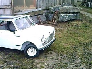Sortie de grange de la Mini Mk2 de 1969 de JMB