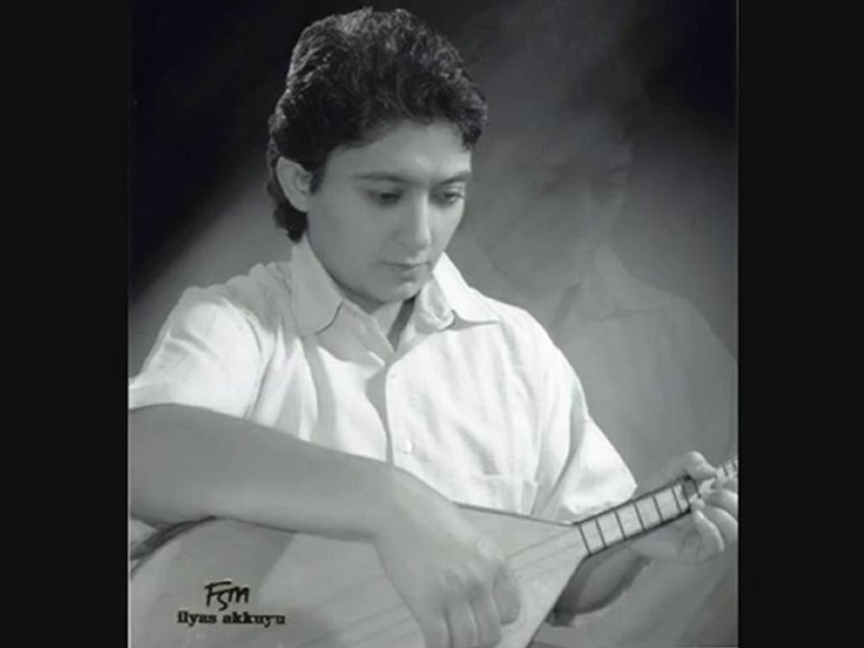 Güler Duman Islanmis Kirpiklerin BY OCF