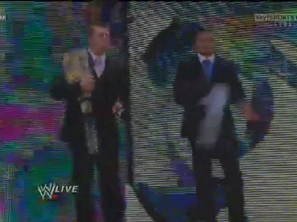 WWE Raw - 17/01/2011 - Part 1
