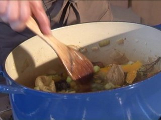 " CUISSES DE PINTADE AUX FRUITS DORES "