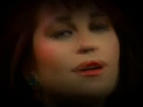 Figen Akışık - Yürü dilber yürü ömrümün varı.HD