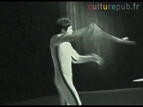 Bruce Lee joue au ping pong ! / Nokia