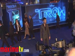 JOE JONAS - "TRON: Legacy" World Premiere