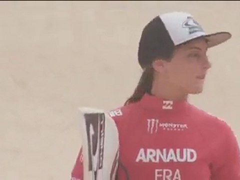 2010 Billabong World Junior Championships- Day 2 Girls Highlights