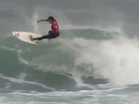 Highlights from Round 1 Part 2 - 2010 TSB Bank Women's Surf Festival