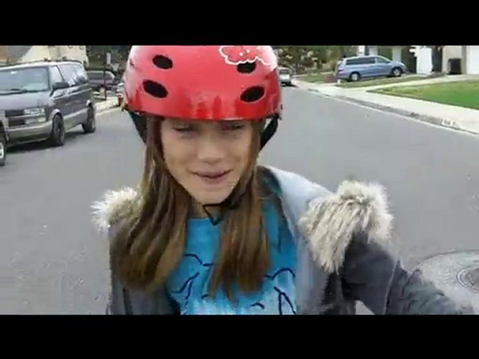 Annelyse's new rollerskates