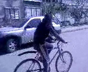 Aşkım bisiklet kullanırken :))