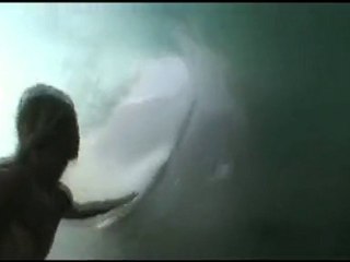 Video of the Day: 19/01/2011-Get Barreled with  Brian Conley