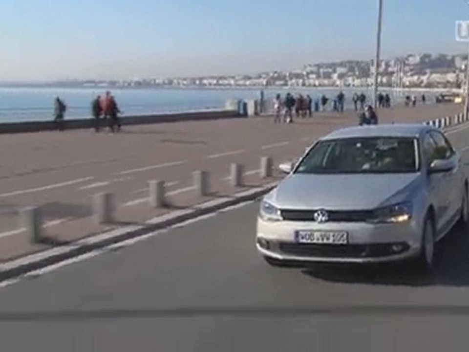 Avec la nouvelle VW Jetta voyage sur la Méditerranée