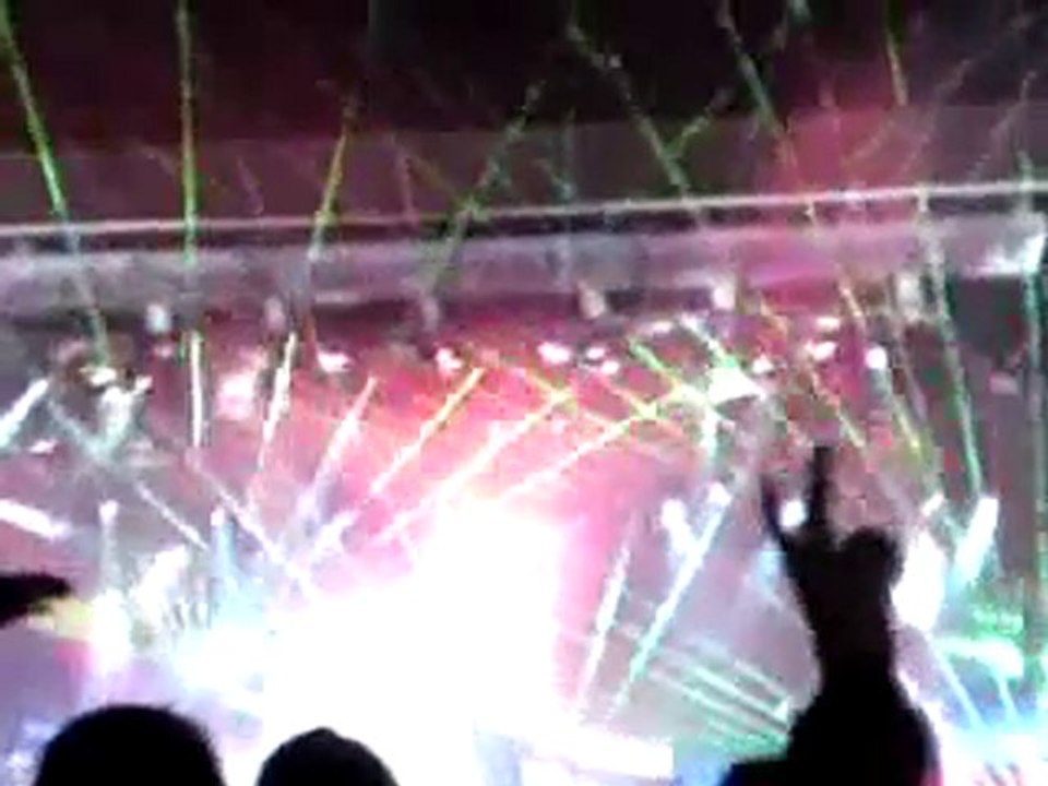 MUSE .lasers. vieilles charrues