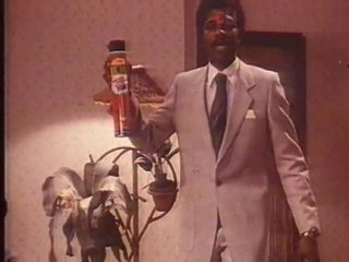 Le spray anti-moustique qui fait danser ! / Timor