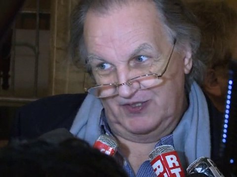 Angolagate: Pasqua cherche à éviter la prison